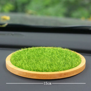 Car on Board Non Slip Mat Car Decoration Mobile Phone Silicone Perfume Car High Temperature Resistance Center Console Instrument Panel Storage Pad
