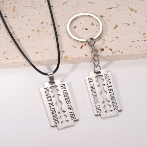 Razor Blade Keychain Stainless Steel Key Chain Style Movie Jewelry Peaky Blinders Blade Keyring Accessories for Women Men Gifts