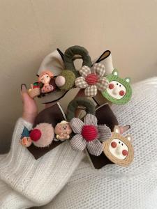 Adorable Large Size Rabbit Ear Hair Claw Clip Womens Style Butterfly Knot Shark Bite Clip Cute Cartoon Character Back of Head