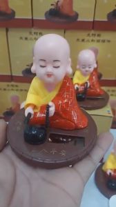 Tượng Chú Tiểu ngồi Thiền Gật đầu Gõ mõ Tụng kinh