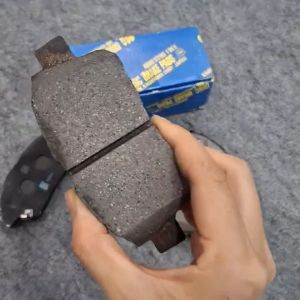 Bố Thắng Trước Toyota Vios 2003 - 2007 Mk Kashiyama D2183M (Má phanh đĩa trước)