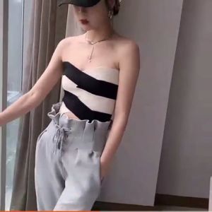 แฟชั่นใหม่ บราเกาะอกสำหรับผู้หญิง เกาะอกมินิมอล เสื้อเกาะอกเอวลอย งานโชว์หลังสุดเซ็กซี่