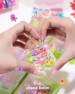 เคที่ดอลล์ บลัชออนเนื้อครีม เบลอชีคบาล์ม ปัดแก้ม 2.8g Cathy Doll Give Me Museums Blur Cheek Balm