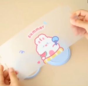 Ống Cắm Bút Đựng Đồ Đa Năng Tự Lắp Ráp Gấp Gọn Hoạt Tiết Hoạt Hình Dễ Thương