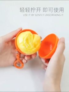 10/20 PCS Portable Emergency Disposable Keyring Poncho Raincoat Ball