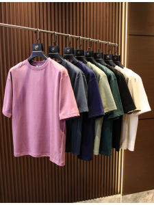 เสื้อยืดคอกลมแขนสั้นผ้าฝ้ายระบายอากาศได้ดีสำหรับผู้ชาย ทรงหลวม สไตล์ลำลอง ฤดูร้อน 2024 เสื้อผ้าทำงานกลางแจ้ง