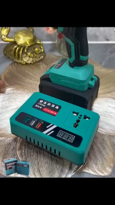 Multifunctional Lithium Battery Inverter Power Bank AC220V/DC5V/21V Outdoor & Household Electric Tool