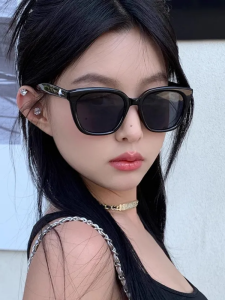 Cool Fashionable Womens Sunglasses Square Frame round Face Slimming Summer Travel Mountain Climbing Sun Protection Glasses