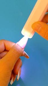 Mini Portable Nail Quick Drying Lamp UV Light Nail Dryer Rechargeable Usb LED Nail Lamp Handheld Single Finger Nails Gel Nail Lamp