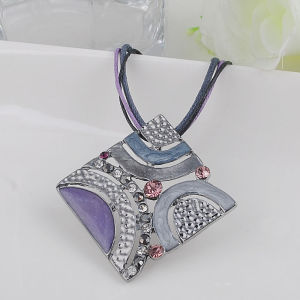 Multi Color Square Alloy Enamel Pendant Necklace - Factory Direct Jewelry Accessory for Fashion Lovers