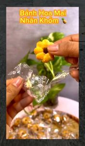 350gr Bánh Quy Hoa Mai Nhân khómnhập khẩu chính hãng Thái Lan Giòn giònchua chuangọt ngọtngontrọn vẹn hương vị.