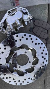 Piringan Cakram Depan & Kaliper Kepala Babi Rx King Crom Kinclong