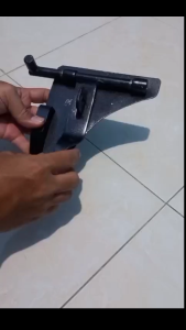 SLOT PINTU KUNCI PINTU GERBANG BESI 17X15CM DIAMETER 14MM TEBAL 2MM SLOT KANAN KIRI CAT & TANPA CAT MIX PEMBELIAN SATUAN GROSIR