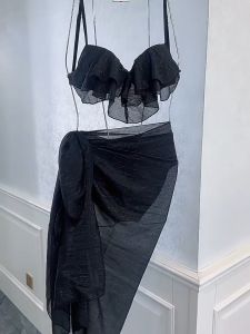 บิกินี่ เซ็กซี่ การออกแบบผูกด้านหลังพร้อมแผ่นรองหน้าอก   ชุดว่ายน้ำ3ชิ้น กระโปรงยาว  2583