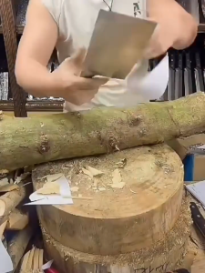574gFull Tang Kitchen Knife 33cm Total 4mm Thick Spine One-Piece Steel No Crevices Bone Chopping