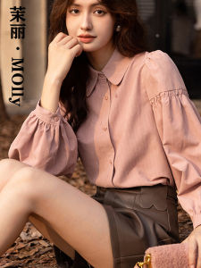 เสื้อเชิ้ตคอปกเด็กสไตล์ฝรั่งเศส สีขาว 2024 เสื้อเชิ้ตแขนยาวหนาสำหรับฤดูใบไม้ร่วง ผ้าขนแกะผสมโพลีเอสเตอร์ ทรงตรง ปกติ