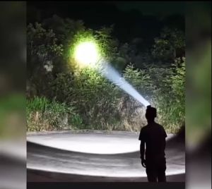 ไฟฉายคาดศีรษะ led ไฟฉายแรงสูง หรี่แสงไฟได้ ชาร์จไฟได้ ชาร์จพลังงานแสงอาทิตย์ได้ กันน้ำลุยฝนได้ ถูกสุดๆๆ ไฟฉายเดินป่า ไฟคาดหัว