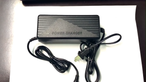 SẠC PIN 21V ĐA NĂNG ( LI-ION BATTERY CHARGER ). SẠC PIN CÁC DÒNG PIN 21V - 1.2A - 2.0A - 3.0A