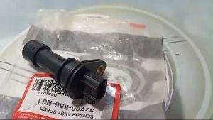 Sensor Speedometer CBR 150RCBR 150 RCB150RCBR 250 RRSUPRA GTR Sensor Assy Speed 37700-K56-N01