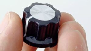 Knop Potensio Bakelit Baut A02 knob Belimbing Diameter 23mm
