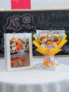 Hand Knitted Sunflower Bouquet Creative Teachers Day Gift for Female Teacher Holding Flower Bouquet Modern Simplicity Style Home Decor