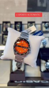 นาฬิกาข้อมือ SEIKO 5 SPORTS Retro Color Collection SPORTS STYLE Special Edition รุ่น SRPK11K