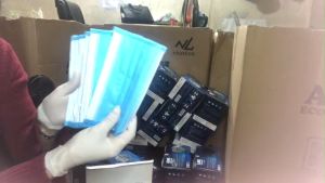 [CHÍNH HÃNG] Khẩu trang Y Tế Ami 4 lớp kháng khuẩn dập LOGO thơm mùi đặc trưng vải không dệt