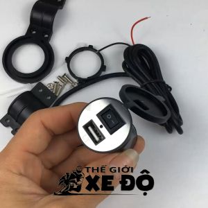 Sạc pin điện thoại xe máy có công tắc lắp được tất cả các dòng xe máy hiện nay wave sirius winer exciter raider...