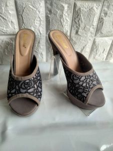 sepatu high heels wanita terbaru tinggi 13cm
