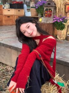 Áo Len Dệt Kim Tay Dài Màu Đỏ Cho Nữ Mùa Thu Đông Dáng Rộng Thoải Mái Mềm Mại Một Bên Vai Kiểu Dáng Cổ Chữ V