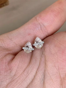 Exquisite Drop Earrings Womens Luxury Sleepwear Friendly Diamond Studs Fashionable Jewelry Alloy/Silver/Gold Plated