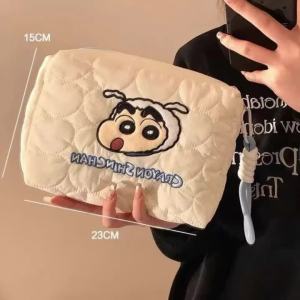 Bandai | Crayon Shin-chan Hoạt Hình Dễ Thương Túi Trang Điểm Di Động Dung Tích Lớn Chăm Sóc Da Bảo Quản Món Quà Lý Tưởng Anime Phụ Kiện Cho Mọi Lứa Tuổi