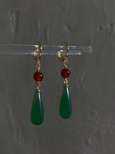 Earrings: A Timeless Gift for Your Best Friend & Girlfriend