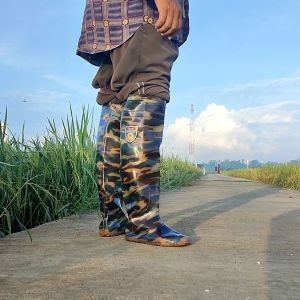 SEPATU BOOT AP KARET PANJANG 55CM PETANI SAWAH ANTI KEONG SEPATU BOOTS KARET PANJANG PRIA
