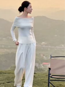 เสื้อเชิ้ตแขนยาวสีแดงสไตล์เกาหลีทรงสลิมฟิตสำหรับผู้หญิง Pure Desire Style ฤดูใบไม้ร่วง 2024 ใหม่ล่าสุด