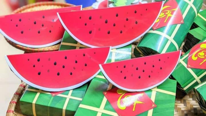 Mô hình bánh chưng,bánh tét,dưa hấu trang trí Tết tự lắp nhiều size ...