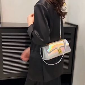 Baggie (Ready Stock) Women Fashion French Baguette Bag Niche Style Crossbody Shoulder Bag Fashionable Vintage Casual Use