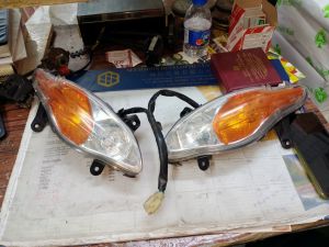Used Front Signal Light/ Signal Depan Yamaha Lagenda 115 Original kiri kanan side set