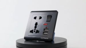 stop kontak colokan Universal UK EU US 5 Hole Socket On Off Switch - DZ-E2-11 Taffware