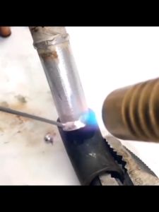 ลวดเชื่อมฟลักซ์คอร์ MIG Flux Core Kanto ไม่ใช้แก๊ส ขนาด 0.8 / 1.0 / 0.9 mm หนัก1 kgไม่ใช้แก๊ส ไม่ใช้แก๊ส​ ลวดฟลักคอร์ ลวดเชื่อม 2 In 1 เชื่อมได้ทั้ง เหล็ก เเละ สเเตนเลส