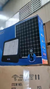 KKSKY solar light automatic buy 1 take 1 garden outdoor waterproof street flood lighting solar 1000watt High quality floodlight new exclusive design street lamp