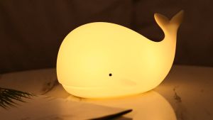 🔥[Ready Stock] Creative Lovely LED Cute Whale Shape Silicone Tap Beside Lamp Night Light Gift Lampu Tidur Malam 小夜灯