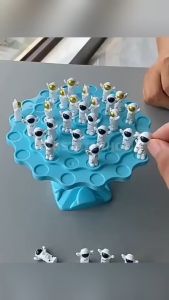 Đồ Chơi Xếp Hình Cây Cân Bằng 60 Phi Hành Gia Cho Bé