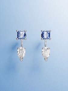 🖤Swarovski🖤Mesmera series ต่างหูพลอยสีฟ้าเดี่ยว ต่างหูแฟชั่นสตรีเงินแท้ 925 (EH-LS87463565) ต่างหูคู่รักสไตล์ดีไซน์คลาสสิก ของขวัญพิเศษสำหรับแฟนหรือแฟนของคุณ