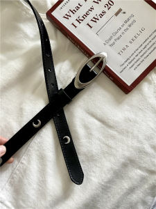 ใหม่ 2024 ทันสมัย ของแท้ หนัง เข็มขัดผู้หญิง สีดำ Moon Buckle Universal กางเกง เข็มขัด มีสไตล์ ดีไซน์ โดย Influencer