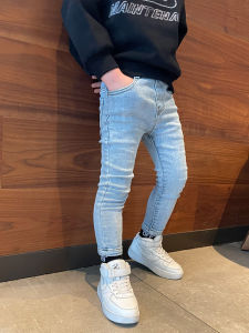 กางเกงยีนส์ทรงสลิมฟิตสำหรับเด็กชาย ทรงหลวม ทรงใหม่ ฤดูใบไม้ผลิและฤดูใบไม้ร่วง กางเกงขายาวสำหรับเด็กและเยาวชน