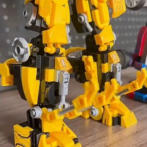 Building Blocks Toys Transformers Bumblebee Assembled Toy Mecha Robot Optimus Prime Boys Gift