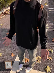 เสื้อยืดคอกลมแขนยาวผ้าขนแกะสีดำสำหรับผู้ชาย ฤดูใบไม้ร่วง/ฤดูหนาว เสื้อเชิ้ตคอปกสูงแบบสวมหัว ทรงหลวม ทรงหลวม ทรงหลวม