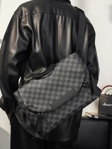 EtonWeag Mens Casual Commuter Business Single Shoulder Bag Fashion Soft Leather Grid Motorcycle Bag New Style Handbag