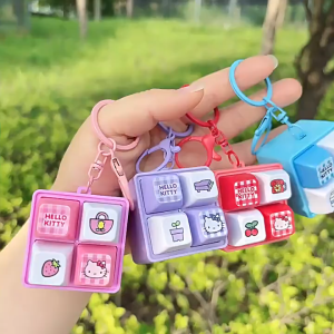 JOYNCLEON Móc khóa nút bấm Relief chống căng thẳng 4 ô dễ thương Hello Kitty có âm thanh-charm gắn túi vui nhộn